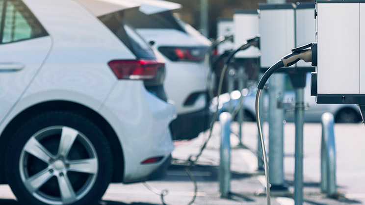 charging car