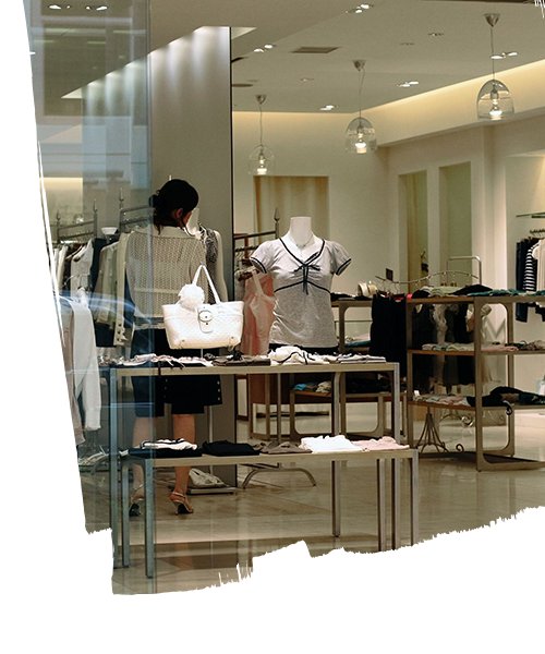 A lady inside a store at the shopping mall